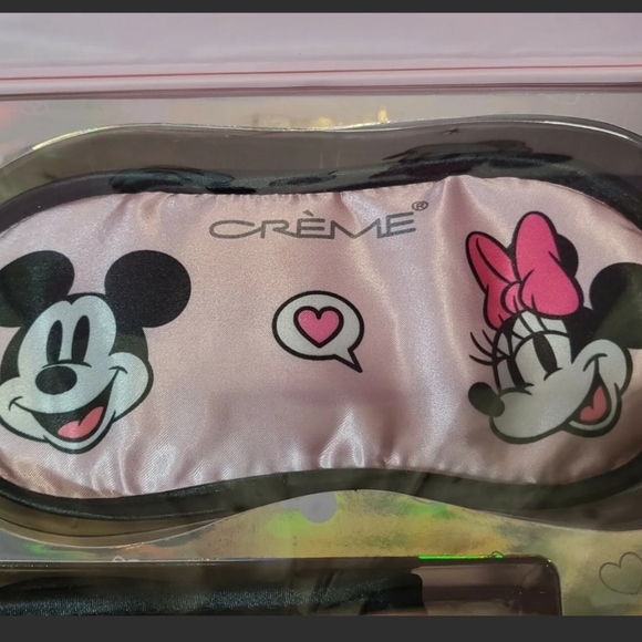 The Creme Shop Disney Minne & Mickey Season's Treatings Set - Picture 8 of 10